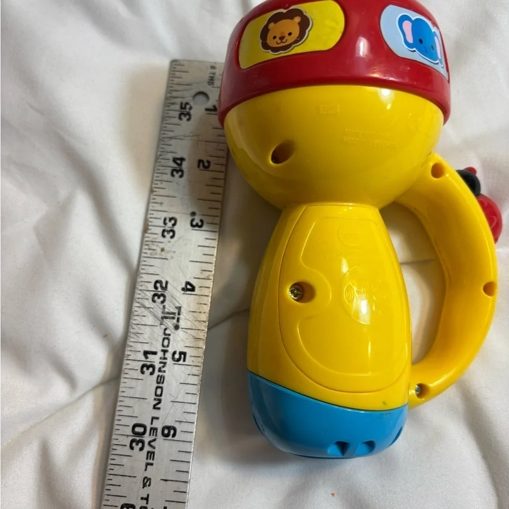 VTECH Spin & Learn 6” Color Flashlight with Sounds and Lights